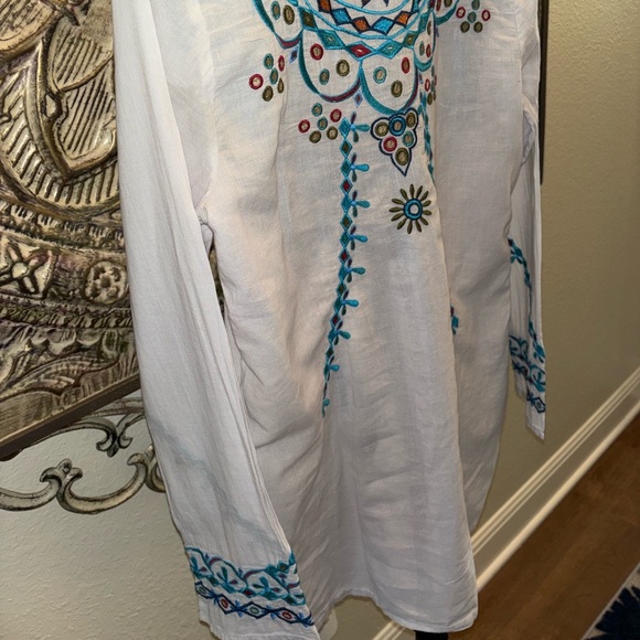 Biya by Johnny Was Embroidered Tunic Top XS White Multicolor Boho Peasant Blouse - Picture 6 of 6